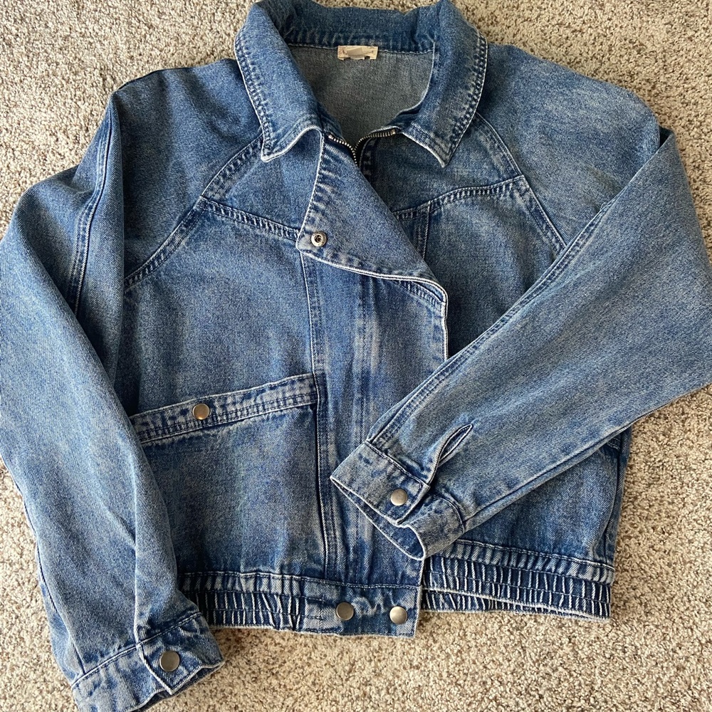 Denim stonewashed denim jacket
